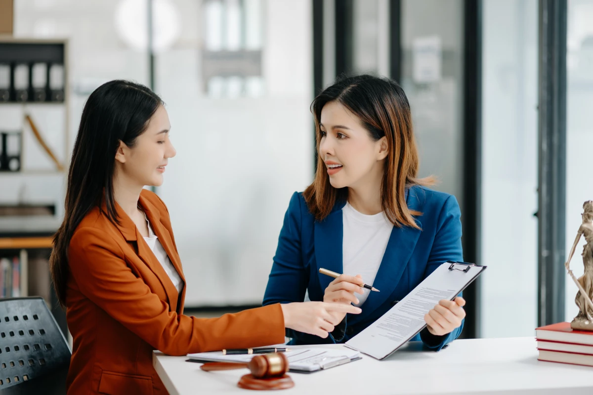 Les recours juridiques en cas de litige immobilier : comment se défendre efficacement ?